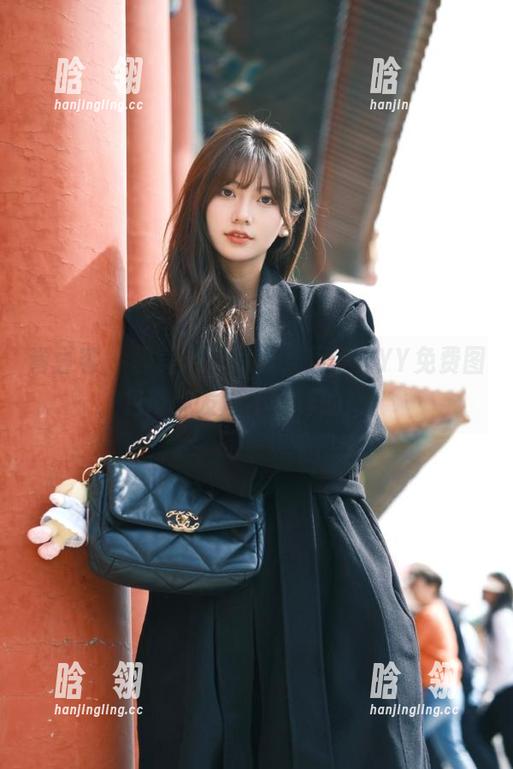青豆客 - 醉美浴室写真，颖莹儿YY免费图包带你发现不一样的她！
