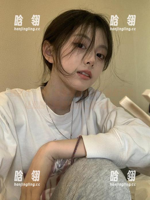 魅妍社-淼淼萌萌哒 魅妍社 - 看!淼淼萌萌哒的牛仔裤美图,让我的壁纸都想换上新衣服了!