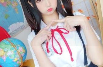 感受魔物喵nigisa的艺术视角：SuperSonico主题的图片精品合集